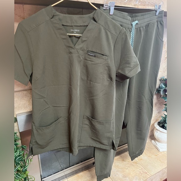 Jaanuu Olive Green Scrub Set - Picture 1 of 6